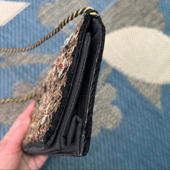 Black velvet and Embroidered mini shoulder bag or clutch. - Picture 13 of 16